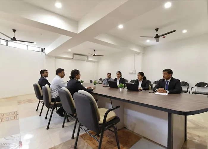 Fabhotel Siddharth Corporate