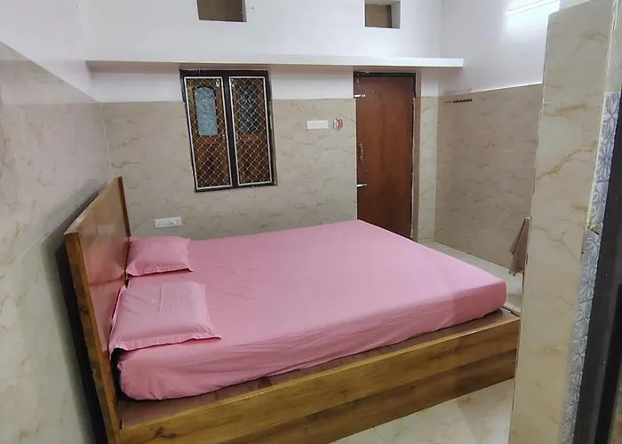 Gourinandan Lodge 300M From Sea Beach 1Km From Railway Station