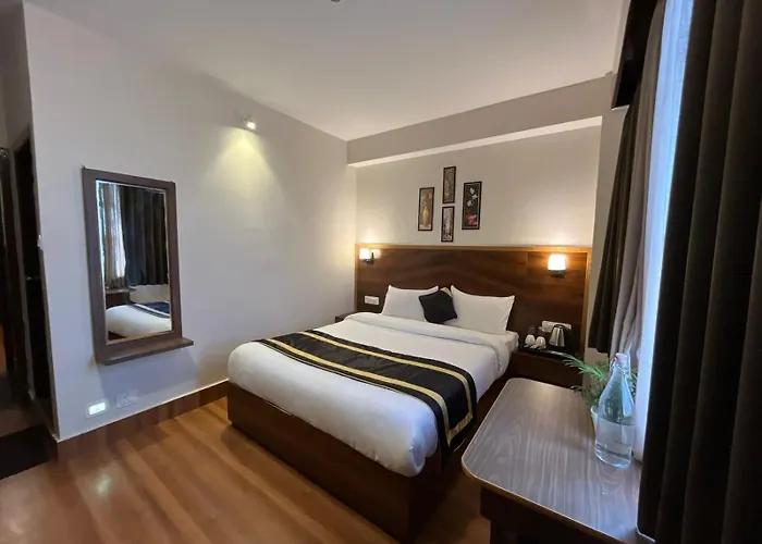 Hotel Freesia Stays