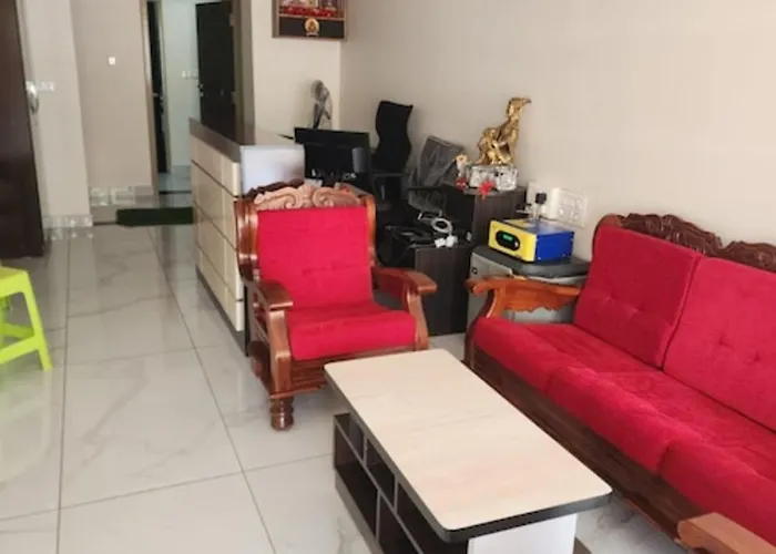 Flora Inn Gokarna