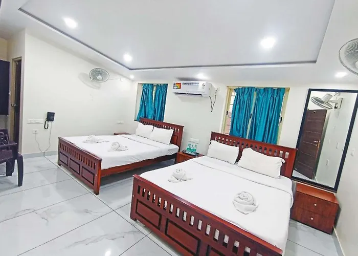 Flora Inn Gokarna
