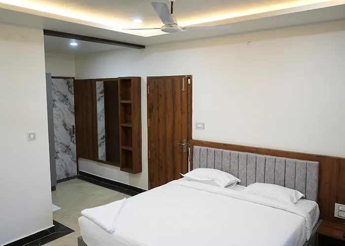 The President Hotel, Tumkur