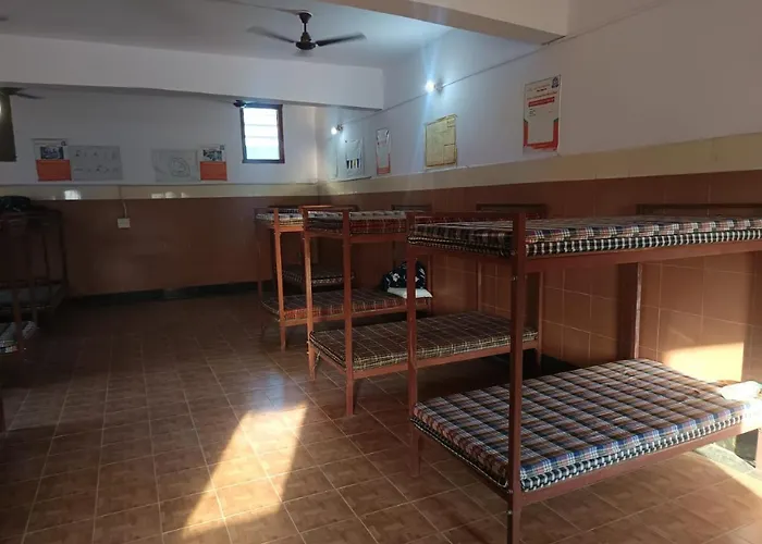 Astha Resturent Pragti Bhavan