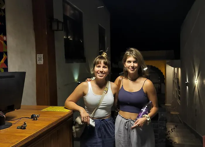 Moondance Hostel&Garden Restaurant