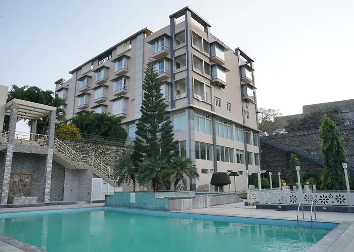 Namoka Mount Valley Resort - Hill Views & Veg Only