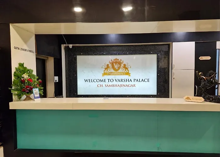 Hotel Varsha Palace