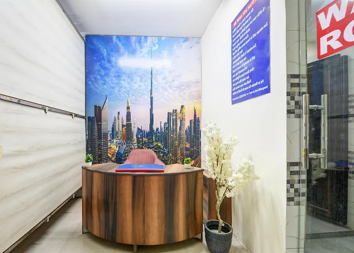 Hotel New Frontier, City Centre - 2 Mins From Old Delhi Railway Station & Chandni Chowk