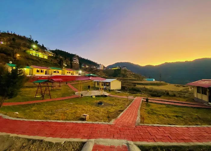 Bamboo Junction Resort - Kanatal, Valley & Mountain View