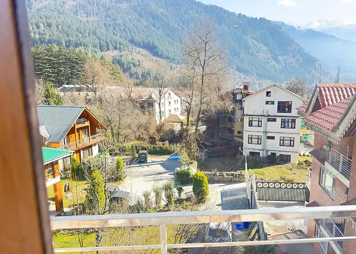 Hotel Ambika Residency Manali