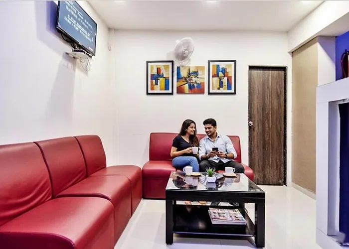 Fabhotel Pratiksha