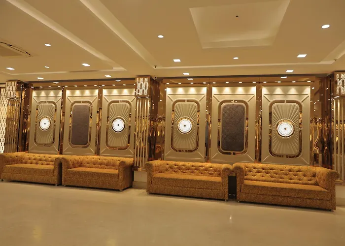 Golden Tree Hotel Noida