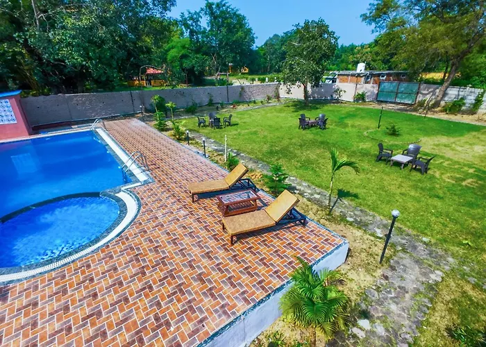 Jungle Palace Resort