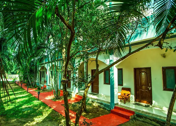 Jungle Palace Resort