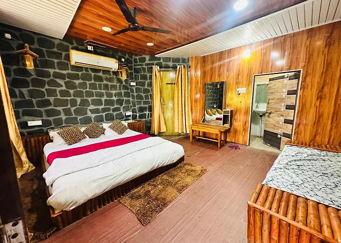 Istaqbal Hotel Mukki