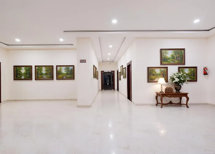 Fabhotel Palm Bliss Kanpur