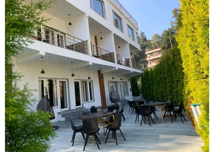 The Aesthetic Hotel & Restaurant