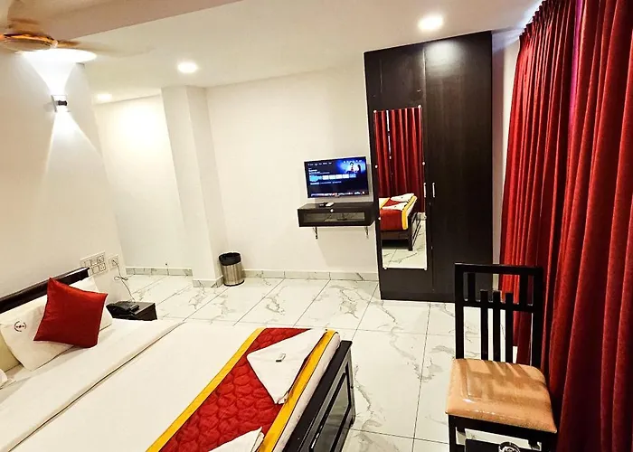 Saadhana Comforts Lodge