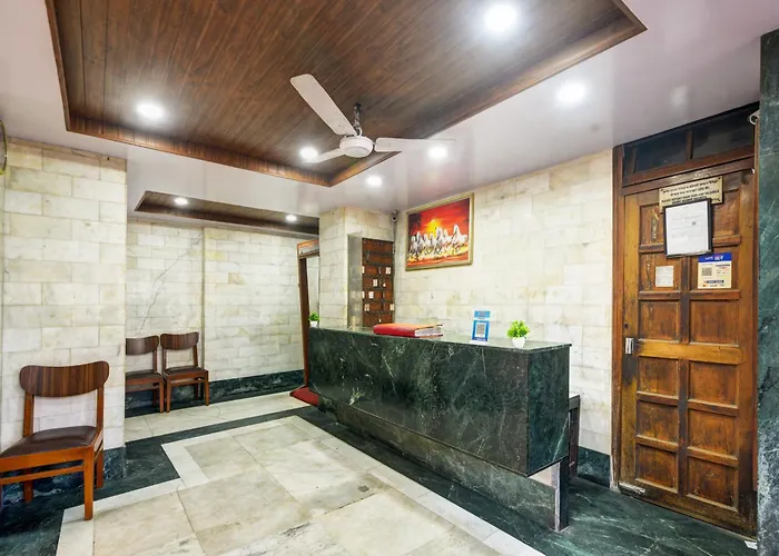 Hotel New Royal Just Near Old Delhi Railway Station And Red Fort