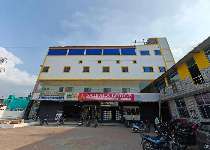 Saibala Homestay & Saibala Lodge - 2Bhk And 3 Bhk Near Cmc , Temple , Naruvi , Vit & Railway Station