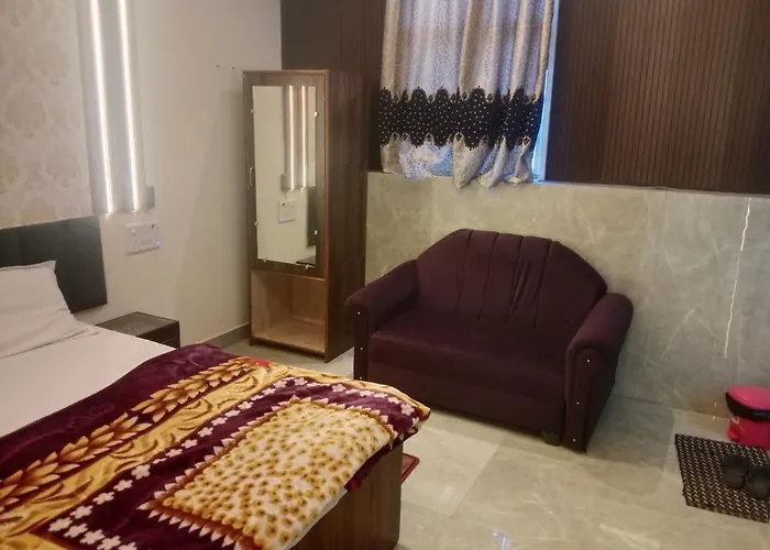 Hotel New Mandpam