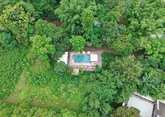 Brij Sone Bagh, Bandhavgarh - A Luxury Jungle Retreat