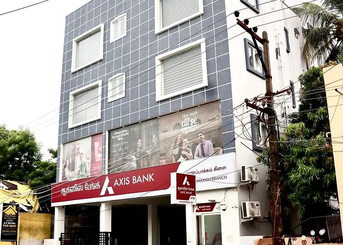 Hotel Rhythms Manapakkam