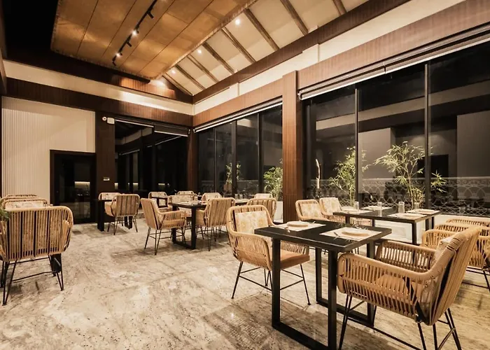 Summer88 Boutique Hotel Azara, 4 Km From Airport, Near Kamakhya Temple