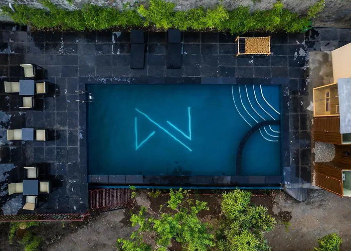Maati Resort By The Lake Hill