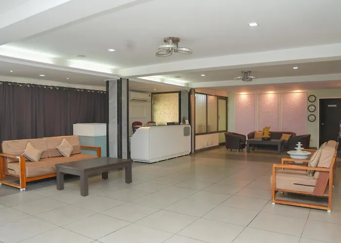 Hotel Grand Leela Krishna