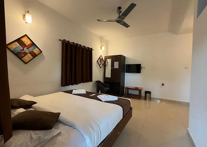 The Aura Rooms, Calangute