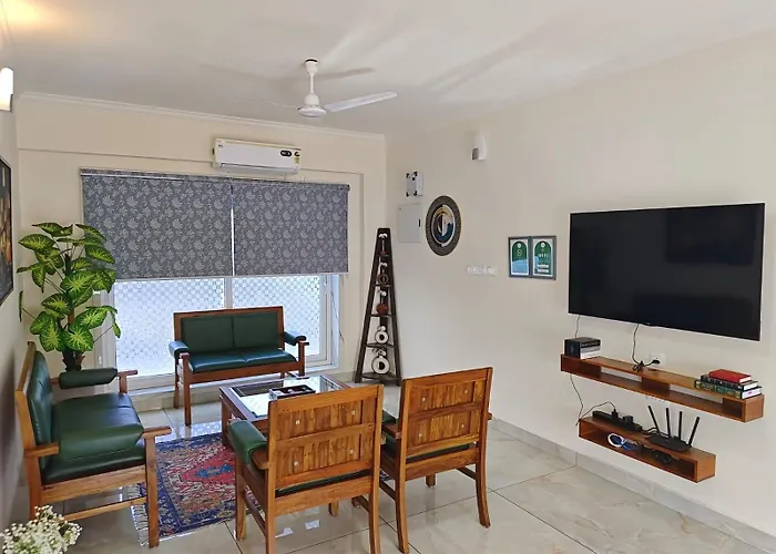 7 Elysee Homestay, Emerald