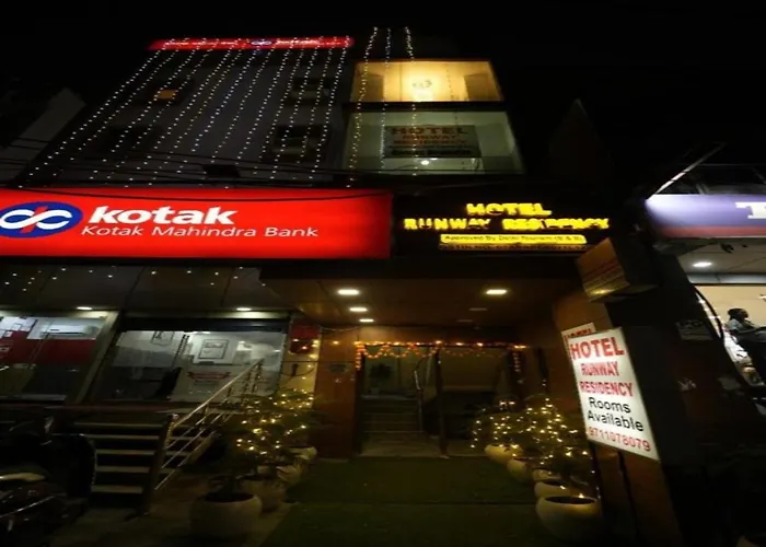 Runway Residency At Pitampura Bed & Breakfast New Delhi