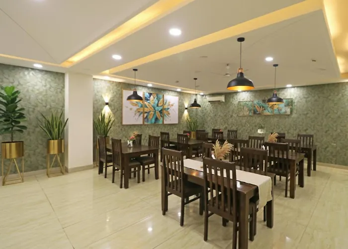 Hotel Grand Suites Near Delhi Aerocity - A Unit Of D'Capitol With Airport Drop
