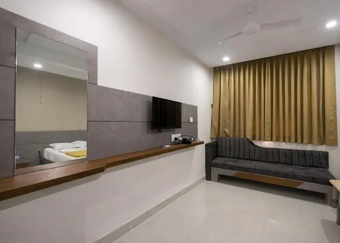 Stayguru Hari Om Residency
