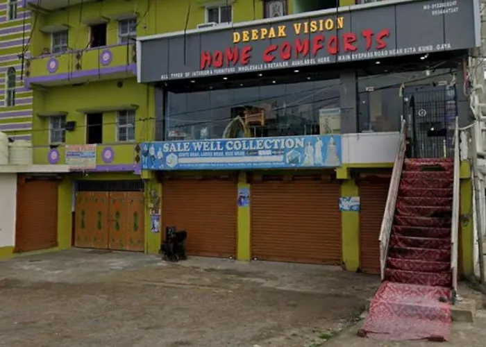Hotel Deepak Palace