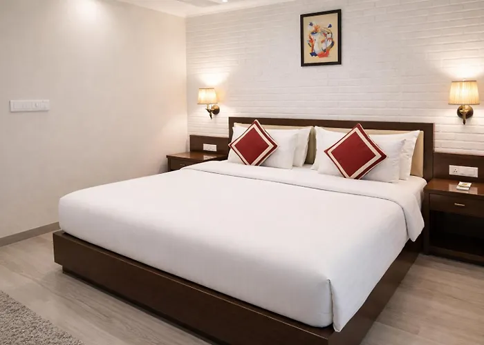 Hotel Diplomat Residency