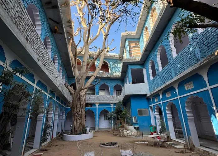 Nomad Nest Dev'S Homestay