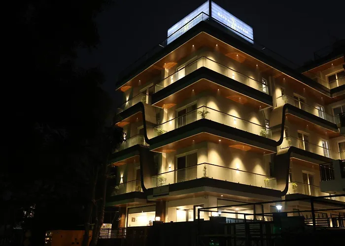 Royal Raven Hotel & Banquet' Greater Noida Nearby India Expo Centre & Mart
