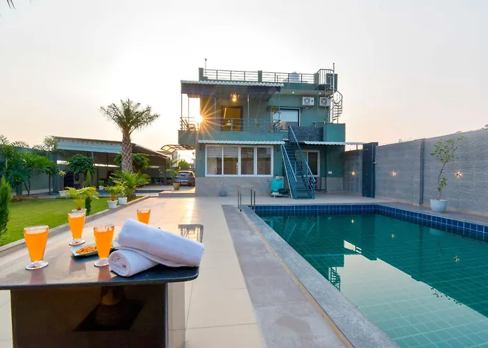 Dancenter Hill'S Stay Villa | 3Bhk | Pvt Pool | Kishangarh
