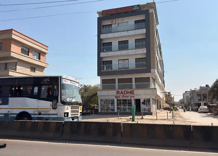 Hotel Radhe