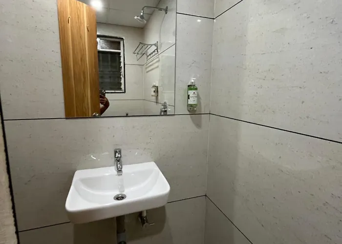 Hotel Lotus Suites