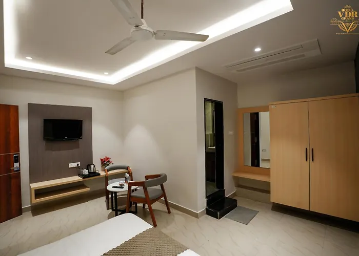 Hotel Vdr Grand