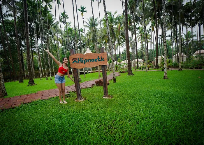 Hipnoetic Goa - Luxury Private Pool Cottages