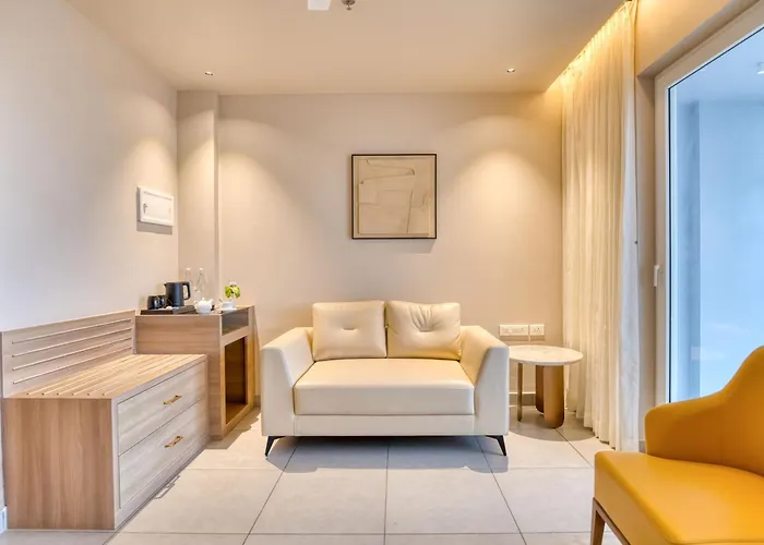 Mysa Sky Suites, Lakkidi