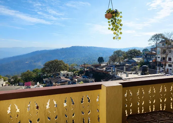 Boutique Tribhuwan Hill View Hotel Free Wifi And Parking Facilities - Best Services - Prime Location- Premium Hotel In Ranikhet