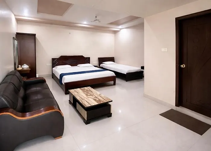 Jnr Grand Hotel