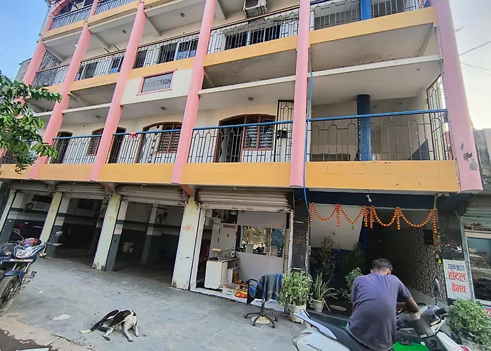 Vaibhav Hotel