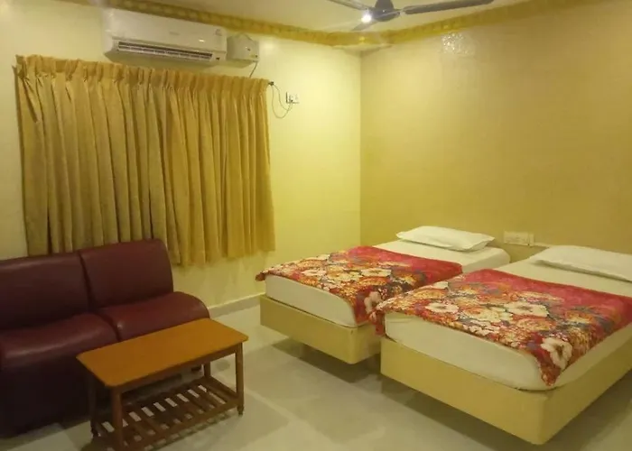 Krishna Tourist Home