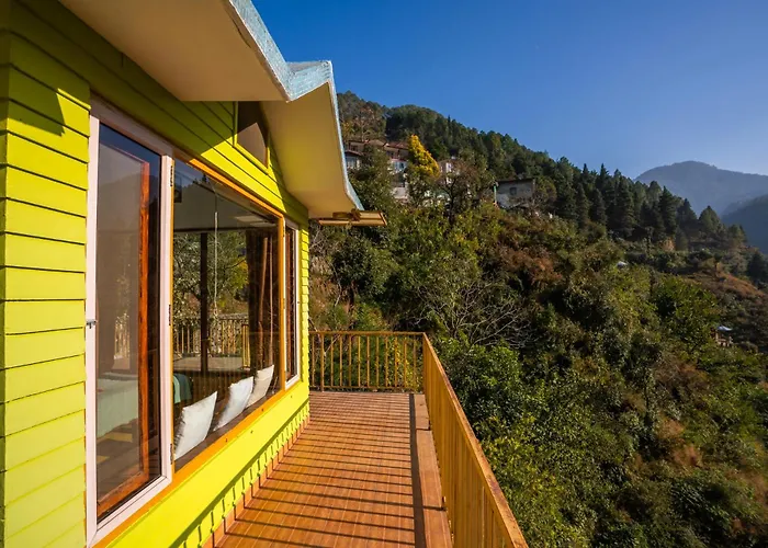 Liveaway Mussoorie, Kempty By Pack