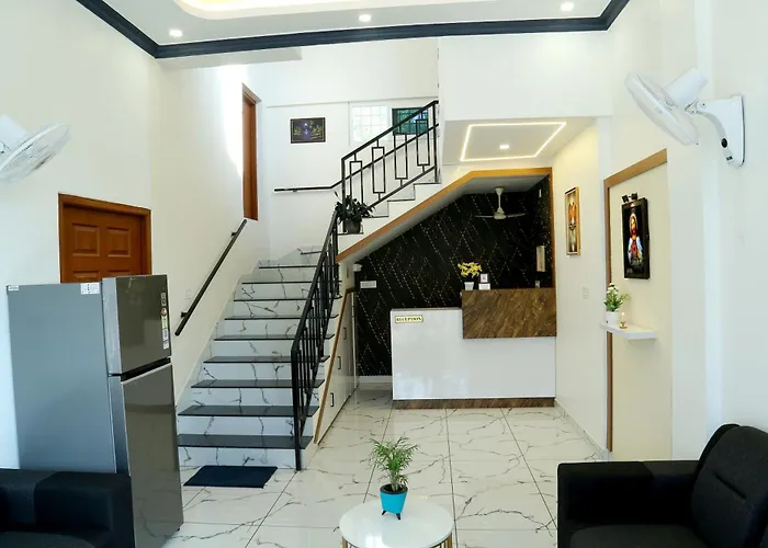 Cloud9 Airport Hotel
